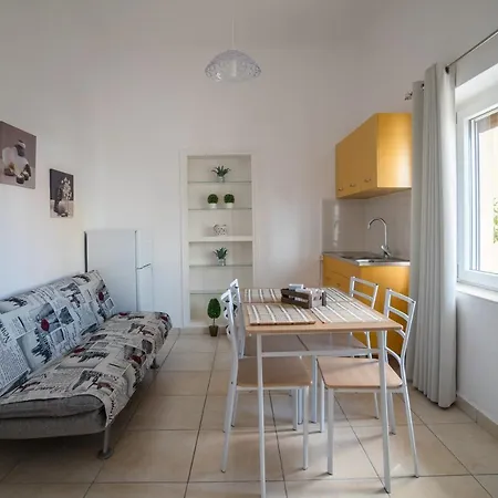 Lägenhet Zaranis Ermoupoli