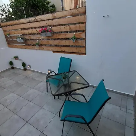 Zaranis * Ermoúpoli