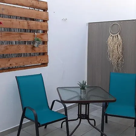 Zaranis Apartment