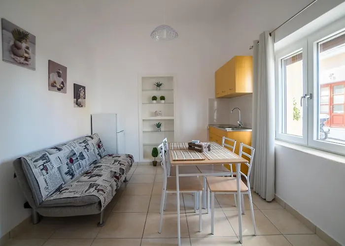 Apartment Zaranis Ermoupoli